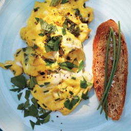 Scrambled Eggs with Mixed Herbs