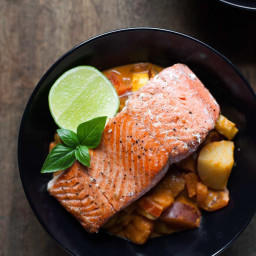 Seared Salmon with Red Curry Vegetables + A Fishpeople Giveaway
