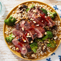 Seared Steak & Gochujang-Soy Sauce with Broccoli & Mushroom Barley
