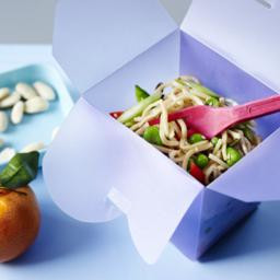 sesame-lunchbox-noodles-2801931.jpg