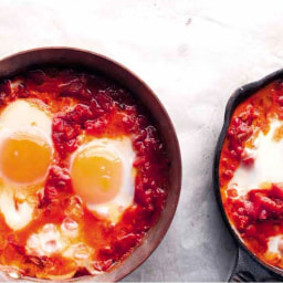 Shakshuka with Red Peppers and Cumin
