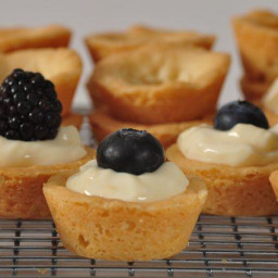 Shortbread Tarts filled with Cream Recipe and Video