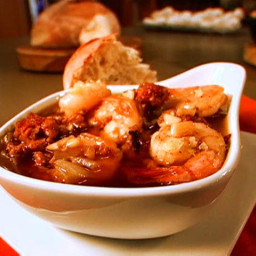 Shrimp and Chorizo in Garlic Sauce