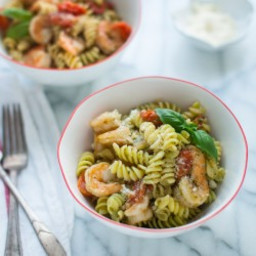 shrimp-and-pesto-pasta-toss-recipe-2118673.jpg