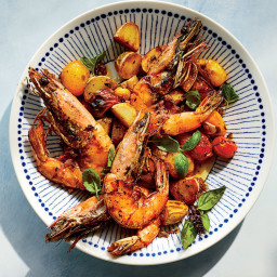 Shrimp with Potatoes and Tomatoes