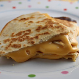 Simple and Easy Cheesy Quesadillas Make an Excellent Quick Lunch