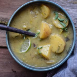 Simple + Delicious Leek and Potato Soup