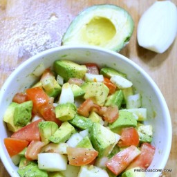 Simple Healthy Avocado Salad
