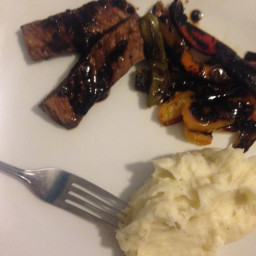 sizzling-steak-with-roasted-vegetables-0532a25c80376fab408bc134.jpg