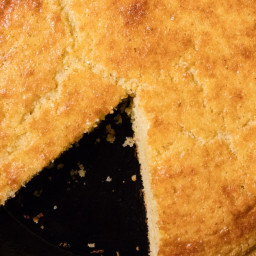 skillet-cornbread-with-bacon-fat-and-brown-sugar-2624470.jpg