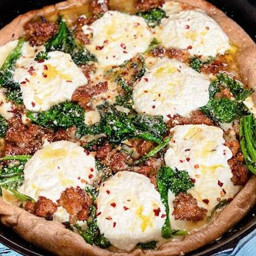 Skillet Pizza With Ricotta, Sausage & Broccoli Rabe