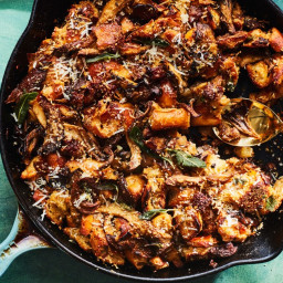 Skillet Stuffing with Italian Sausage and Wild Mushrooms