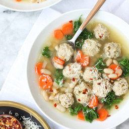 Skinny Slow Cooker Kale and Turkey Meatball Soup