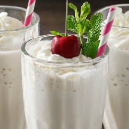 Skinny Vanilla Protein Milkshake
