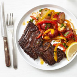Skirt Steak With Peppers