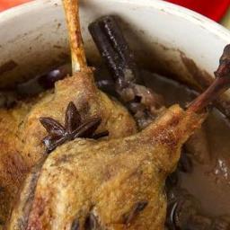 Slow Braised Duck with Grapes