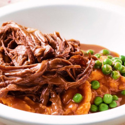 Slow-cooked beef brisket with sweet barbecue sauce
