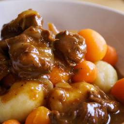 Slow Cooked Beef Stew 