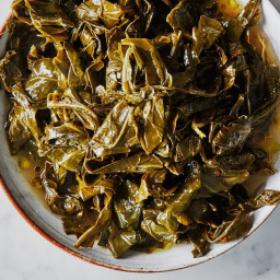 Slow-Cooked Collard Greens in Olive Oil