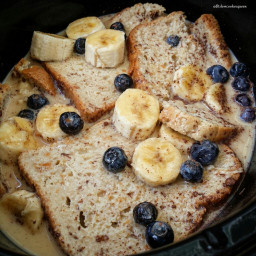 Slow Cooker Banana-Blueberry French Toast
