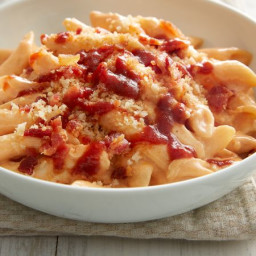 Slow-Cooker Barbecue Bacon, Chicken and Cheddar Pasta