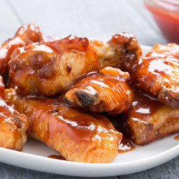 Slow-Cooker Barbecue-Bourbon Chicken Wings