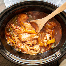 Slow Cooker Barbecue Chicken with Bell Peppers and Onions