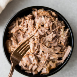 Slow Cooker BBQ Pulled Pork (21-Day Sugar Detox Daily Guide)