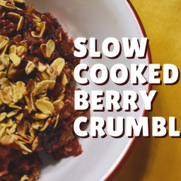 slow-cooker-berry-crumble-1940382.jpg