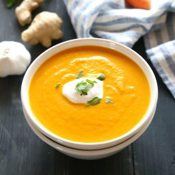 slow-cooker-carrot-ginger-soup-2895461.jpg
