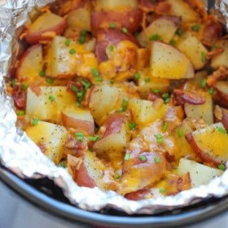 slow-cooker-cheesy-bacon-ranch-potatoes-1702212.jpg