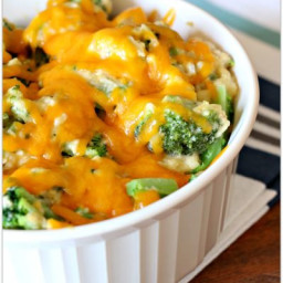 Slow Cooker Cheesy Chicken, Broccoli and Rice Casserole