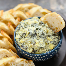 Slow Cooker Cheesy Spinach Artichoke Dip