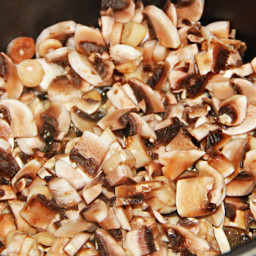 Slow Cooker Chicken And Mushrooms