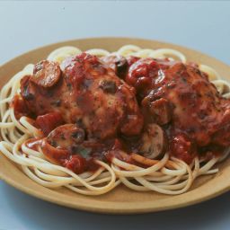 slow-cooker-chicken-in-italian-tomato-sauce-2567262.jpg