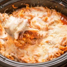 Slow Cooker Chicken Parmesan and Pasta