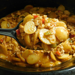 slow-cooker-chicken-taco-and-potato-casserole-2668491.jpg