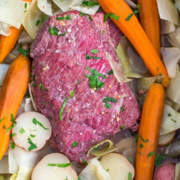 Slow Cooker Corned Beef with Cabbage