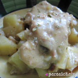 slow-cooker-creamy-ranch-pork-chops-and-potatoes-1294432.jpg