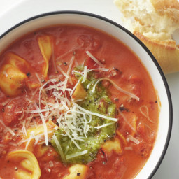 Slow-Cooker Creamy Tomato and Tortellini Soup