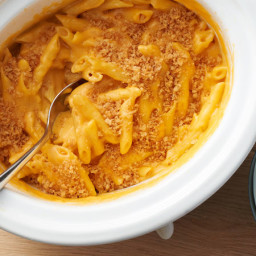 Slow-Cooker Extra-Cheesy Macaroni and Cheese