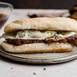 Slow Cooker French Dip Sandwiches