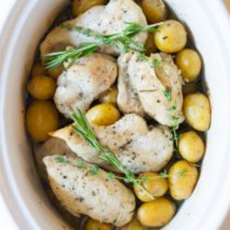 Slow Cooker Garlic Butter Chicken and Potatoes