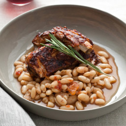 Slow Cooker Glazed Pork Ribs with White Beans