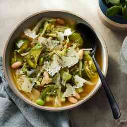 Slow-Cooker Green Minestrone with Fennel & Parmesan