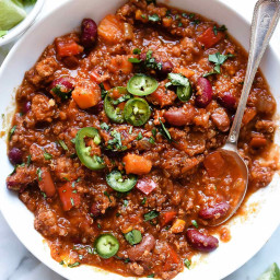 Slow Cooker Healthy Turkey and Sweet Potato Chili with Quinoa