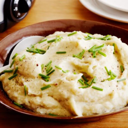 Slow-Cooker Home-Style Mashed Potatoes