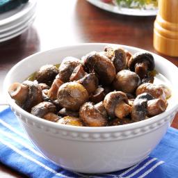 slow-cooker-italian-mushrooms-2530475.jpg