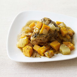 Slow cooker jerk-chicken with sweet potato and pineapple