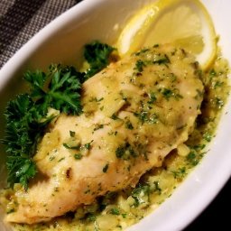 Slow Cooker Lemon-Garlic Chicken